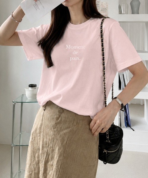 sowme.(ソウミー)の「大人可愛く着回せる?【フレンチロゴ ベーシック Tシャツ】(Tシャツ/カットソー・レディース・ベビーピンク/グレイッシュブルー・LARGE/SMALL/MEDIUM)」の4枚目の写真