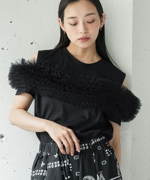 mili an deni（ミリアンデニ）の「チェストチュールTシャツ（Tシャツ/カットソー・レディース・ブラック/オフホワイト・M）」の2枚目の写真