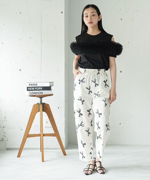 mili an deni（ミリアンデニ）の「チェストチュールTシャツ（Tシャツ/カットソー・レディース・ブラック/オフホワイト・M）」の13枚目の写真