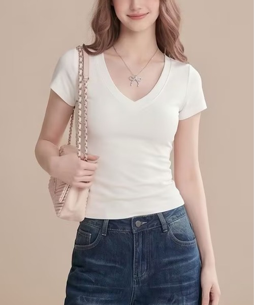 AsheKsha（アシクシャ）の「Vネック半袖Tシャツ（Tシャツ/カットソー・レディース・グレー/ホワイト/ブラック・M）」の10枚目の写真