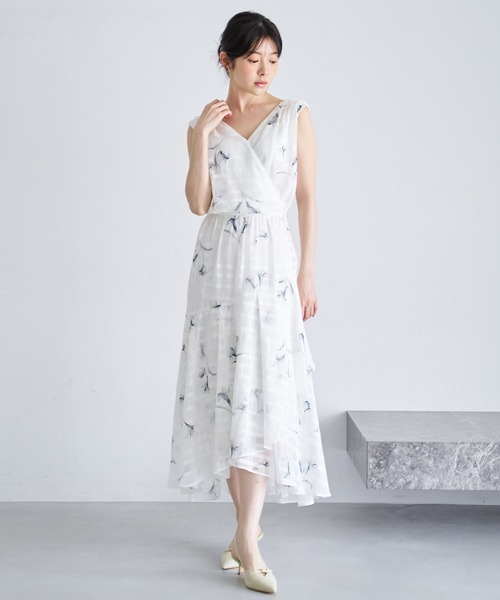 NOELA(ノエラ)の「プリントノースリワンピース(ワンピース・レディース・ネイビー/ブラウン/オフホワイト・S/M)」の4枚目の写真