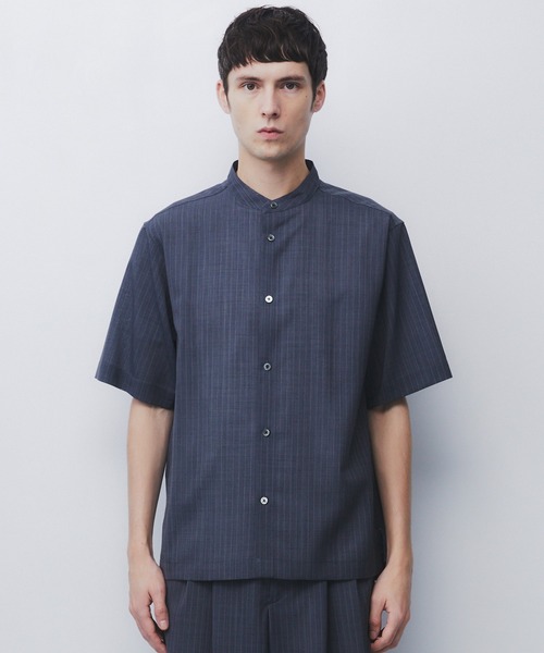 UNITED TOKYO(ユナイテッドトウキョウ)の「【新作】AIR WOOL ストライプバンドカラーシャツ |接触冷感/通気性//夏服/薄手/速乾/軽量/防臭(シャツ/ブラウス・メンズ・ダークネイビー/グレー・2/1)」の9枚目の写真