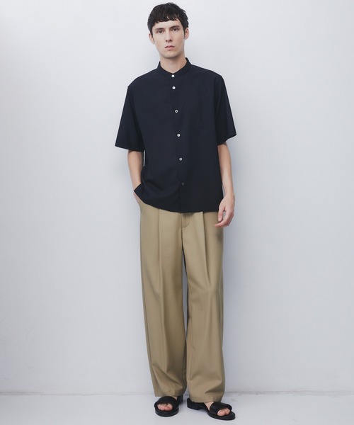 UNITED TOKYO(ユナイテッドトウキョウ)の「【新作】AIR WOOL ストライプバンドカラーシャツ |接触冷感/通気性//夏服/薄手/速乾/軽量/防臭(シャツ/ブラウス・メンズ・ダークネイビー/グレー・2/1)」の6枚目の写真