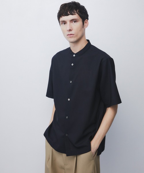 UNITED TOKYO(ユナイテッドトウキョウ)の「【新作】AIR WOOL ストライプバンドカラーシャツ |接触冷感/通気性//夏服/薄手/速乾/軽量/防臭(シャツ/ブラウス・メンズ・ダークネイビー/グレー・2/1)」の8枚目の写真