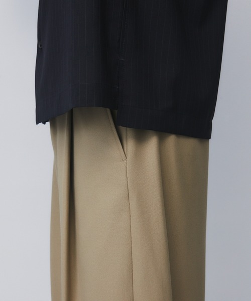 UNITED TOKYO(ユナイテッドトウキョウ)の「【新作】AIR WOOL ストライプバンドカラーシャツ |接触冷感/通気性//夏服/薄手/速乾/軽量/防臭(シャツ/ブラウス・メンズ・ダークネイビー/グレー・2/1)」の20枚目の写真