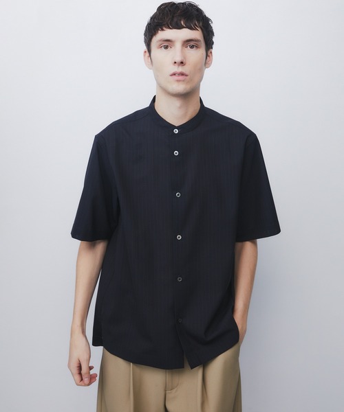 UNITED TOKYO(ユナイテッドトウキョウ)の「【新作】AIR WOOL ストライプバンドカラーシャツ |接触冷感/通気性//夏服/薄手/速乾/軽量/防臭(シャツ/ブラウス・メンズ・ダークネイビー/グレー・2/1)」の12枚目の写真