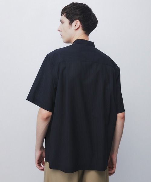 UNITED TOKYO(ユナイテッドトウキョウ)の「【新作】AIR WOOL ストライプバンドカラーシャツ |接触冷感/通気性//夏服/薄手/速乾/軽量/防臭(シャツ/ブラウス・メンズ・ダークネイビー/グレー・2/1)」の14枚目の写真