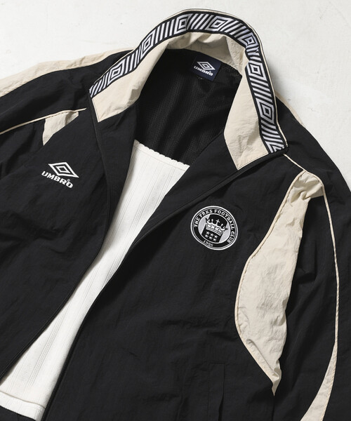 UMBRO（アンブロ）の「UMBRO × FREAK'S STORE/アンブロ 別注 Track Jacket/トラックジャケット（ナイロンジャケット・レディース・ナチュラル/ダークブラウン/ブラック/ブラウン・ﾌﾘ-）」の2枚目の写真