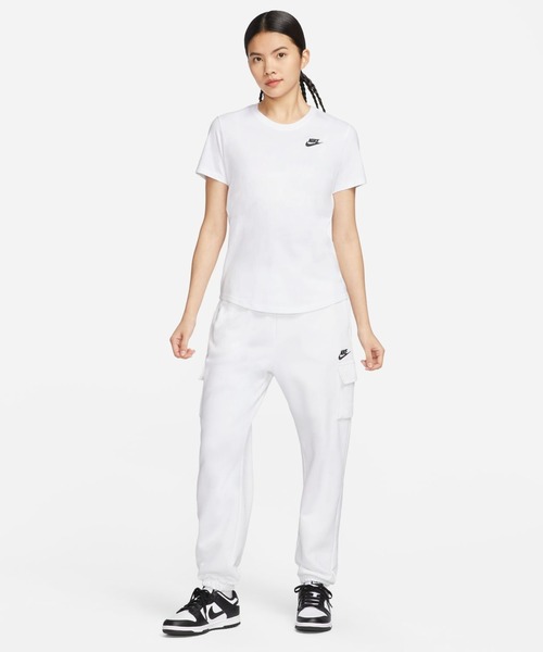 NIKE(ナイキ)の「NIKE ナイキ NSW クラブ S/S Tシャツ(Tシャツ/カットソー・レディース・サックスブルー・S/M/L/XL)」の5枚目の写真