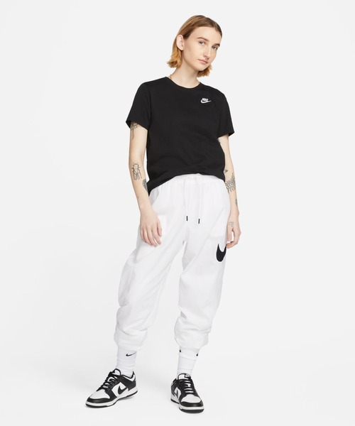 NIKE(ナイキ)の「NIKE ナイキ NSW クラブ S/S Tシャツ(Tシャツ/カットソー・レディース・サックスブルー・S/M/L/XL)」の9枚目の写真