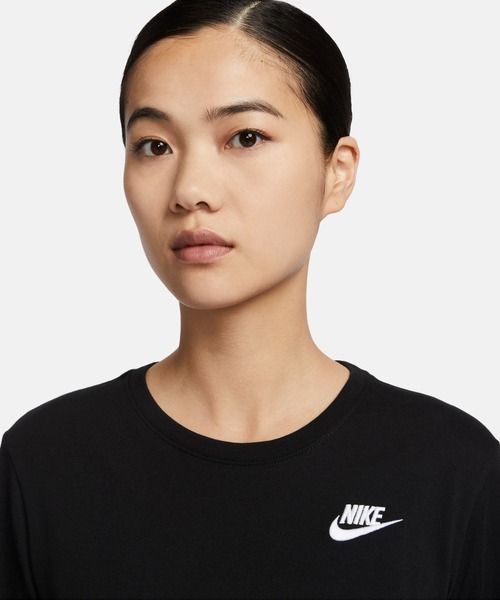 NIKE(ナイキ)の「NIKE ナイキ NSW クラブ S/S Tシャツ(Tシャツ/カットソー・レディース・サックスブルー・S/M/L/XL)」の11枚目の写真