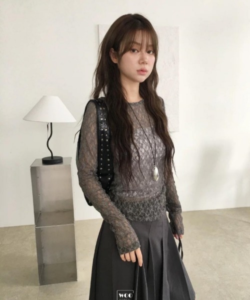 Ritzy（リッツィー）の「透かしレースロングスリーブトップス（Tシャツ/カットソー・レディース・ブラック/グレー/ホワイト・FREE）」の8枚目の写真