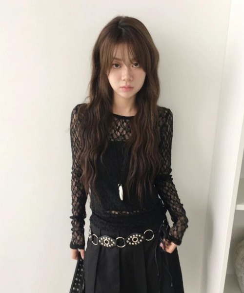 Ritzy（リッツィー）の「透かしレースロングスリーブトップス（Tシャツ/カットソー・レディース・ブラック/グレー/ホワイト・FREE）」の12枚目の写真