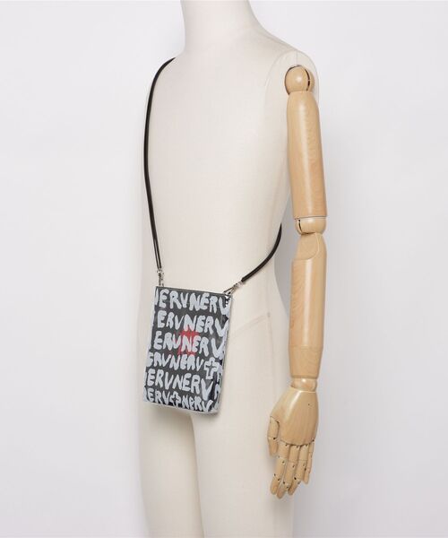 RADIO EVA(ラヂオエヴァ)の「RADIO EVA A340 RADIO EVA × IKUMI KAKIHARA B6 BAG by nana-nana(ショルダーバッグ・レディース・ブラック×ホワイト・FREE)」の5枚目の写真