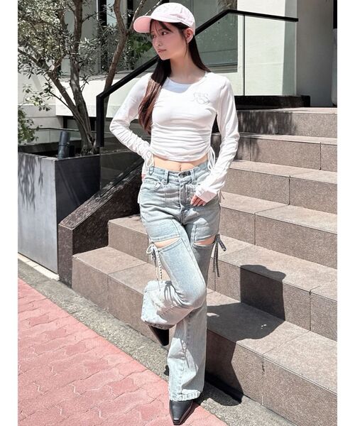 RESEXXY（リゼクシー）の「【骨格ウェーブ向け】サイドドロストロングTシャツ（Tシャツ/カットソー・レディース・ブラック/ホワイト・FREE）」の19枚目の写真