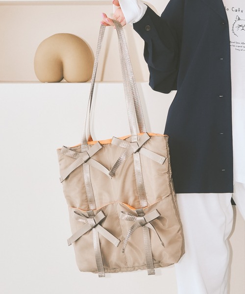 Casselini(キャセリーニ)の「【Casselini】COLORME別注リボントートバッグ(野崎智子着用)(トートバッグ・レディース・ブラック/カーキ・FREE)」の8枚目の写真