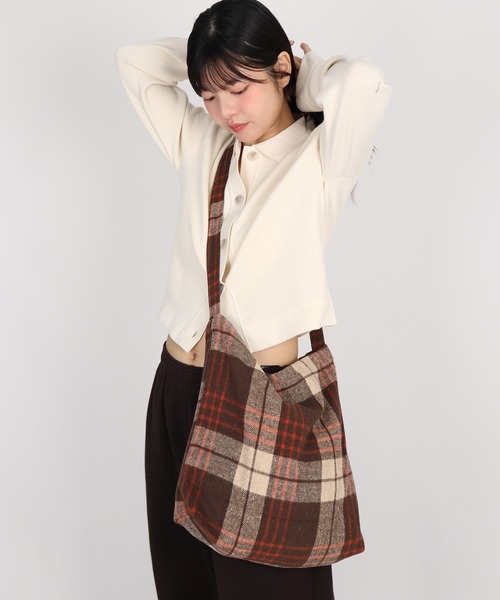 ammy.(エイミードット)の「【 ammy. / エイミードット 】 レトロムード チェック ワンショルダー バッグ(ショルダーバッグ・レディース・イエロー/グレー/ブラウン・FREE)」の12枚目の写真