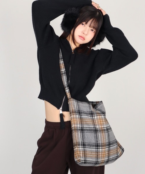ammy.(エイミードット)の「【 ammy. / エイミードット 】 レトロムード チェック ワンショルダー バッグ(ショルダーバッグ・レディース・イエロー/グレー/ブラウン・FREE)」の10枚目の写真