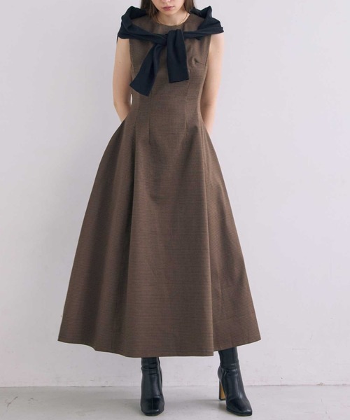 ACYM(アシーム)の「Betty スキニーショートブーツ(ブーツ・レディース・ブラック/ブラウン・MEDIUM/X-LARGE/LARGE/SMALL)」の16枚目の写真