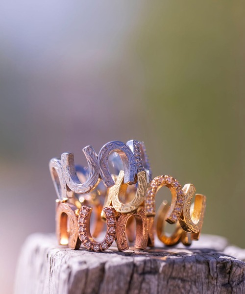 IRIEBEACH(アイリービーチ)の「Eternal horseshoe ring/【ハワイアンジュエリー】【サージカルステンレス】【金属アレルギー対応】【IRIEBEACH / アイリービーチ】つけっぱなしOK(リング・レディース・シルバー/ピンク/ゴールド・9号/11号/13号)」の9枚目の写真