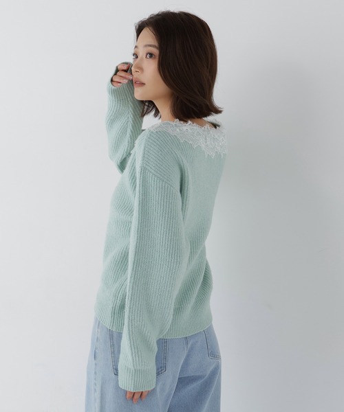 NATURAL BEAUTY BASIC(ナチュラルビューティーベーシック)の「レーストリムVネックニット(ニット/セーター・レディース・オフホワイト/チャコールグレー/グリーン系その他・FREE)」の9枚目の写真