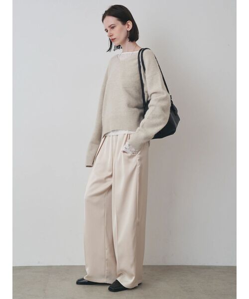 ELENDEEK(エレンディーク)の「シャイニーセミワイドパンツ(その他パンツ・レディース・ブラウン/オフホワイト・2/1)」の22枚目の写真