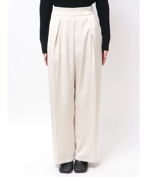 ELENDEEK(エレンディーク)の「シャイニーセミワイドパンツ(その他パンツ・レディース・ブラウン/オフホワイト・2/1)」の7枚目の写真