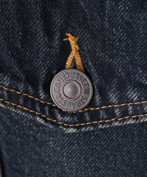 Levi's（リーバイス）の「【LEVI'S/リーバイス】 LOOSE CROP TRUCKER（デニムジャケット・レディース・ブルー・SMALL）」の7枚目の写真