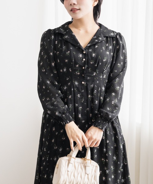 CLETTE(クレット)の「花柄オープンカラーウエストタックワンピース(ワンピース・レディース・イエロー/オフホワイト/ブラック・4L/3L/LL)」の11枚目の写真