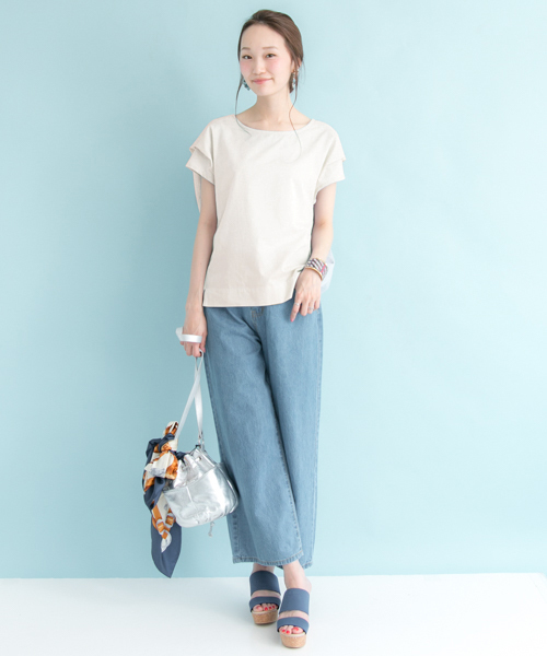 URBAN RESEARCH（アーバンリサーチ）の「UR BACKリボンタックブラウス（シャツ/ブラウス・レディース・オフホワイト/ストライプ/サックスブルー・FREE）」の6枚目の写真