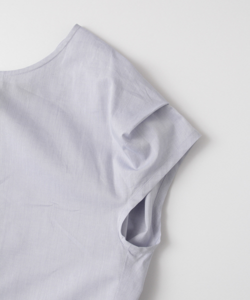 URBAN RESEARCH（アーバンリサーチ）の「UR BACKリボンタックブラウス（シャツ/ブラウス・レディース・オフホワイト/ストライプ/サックスブルー・FREE）」の19枚目の写真