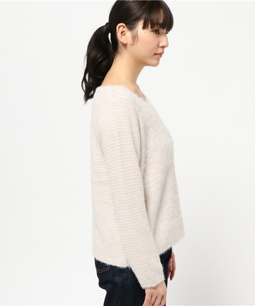 NATURAL BEAUTY BASIC（ナチュラルビューティーベーシック）の「フェザーラメニット（ニット/セーター・レディース・ピンク/ブルー/ベージュ・MEDIUM）」の5枚目の写真