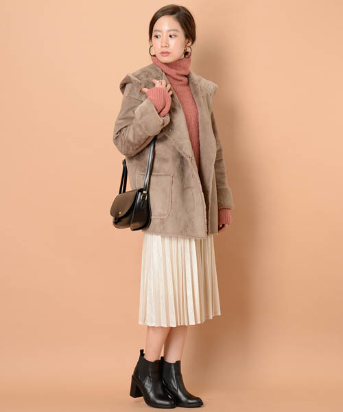 mystic(ミスティック)の「【再入荷】タートルニットプルオーバー(ニット/セーター・レディース・キャメル/ピンク/チャコールグレー/アイボリー/ミント・フリ-)」の14枚目の写真