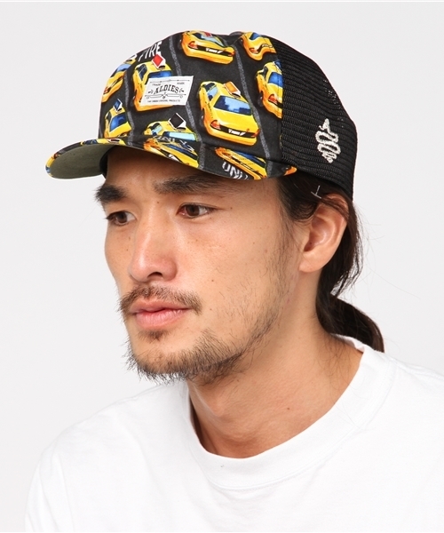 ALDIES(アールディーズ)の「Shake Mesh Cap シェイクメッシュキャップ(キャップ・メンズ・レッド/ブラック・FREE)」の1枚目の写真