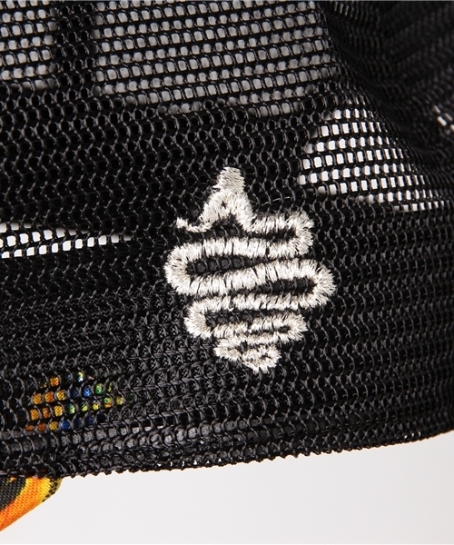 ALDIES(アールディーズ)の「Shake Mesh Cap シェイクメッシュキャップ(キャップ・メンズ・レッド/ブラック・FREE)」の6枚目の写真