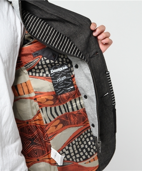 Desigual(デシグアル)の「「Desigual/デシグアル」ジャケット(テーラードジャケット・メンズ・ブラック/ブルー・52/48/50/54/56)」の12枚目の写真