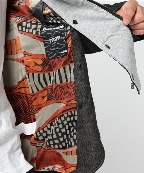 Desigual(デシグアル)の「「Desigual/デシグアル」ジャケット(テーラードジャケット・メンズ・ブラック/ブルー・52/48/50/54/56)」の13枚目の写真