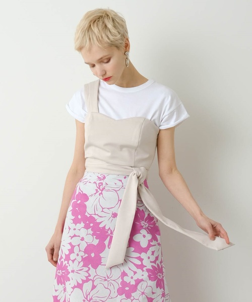Kalen  BANNER BARRETT（カレンバナーバレット）の「ONE SHOULDER BUSTIER/ワンショルダービスチェ（キャミソール・レディース・ブラック/カーキ/グレイッシュベージュ・38）」の3枚目の写真