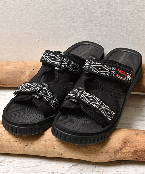 SHAKA（シャカ）の「別注カラー有【SHAKA / シャカ】CHILL OUT（サンダル・レディース・パープル/ネイビー/ブラック/グレー/オリーブ/ピンク/ブラック×グリーン/グリーン系その他/ブラック系その他/ロイヤルブルー/パープル系その他/マスタード/グリーン系その他2/オレンジ/ブラック×ホワイト・9/7/8/27cm/10/23cm/25cm/24cm/5/6/26cm/28cm）」の3枚目の写真