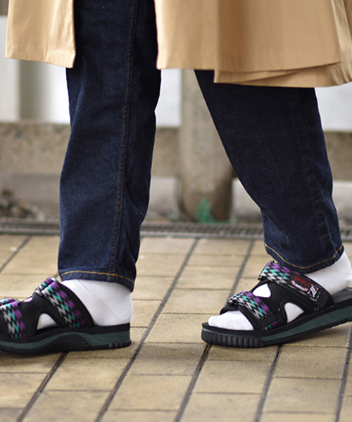 SHAKA（シャカ）の「別注カラー有【SHAKA / シャカ】CHILL OUT（サンダル・レディース・パープル/ネイビー/ブラック/グレー/オリーブ/ピンク/ブラック×グリーン/グリーン系その他/ブラック系その他/ロイヤルブルー/パープル系その他/マスタード/グリーン系その他2/オレンジ/ブラック×ホワイト・9/7/8/27cm/10/23cm/25cm/24cm/5/6/26cm/28cm）」の18枚目の写真