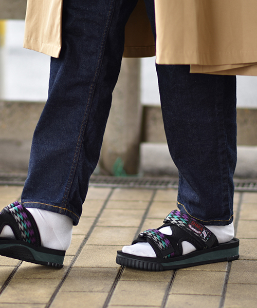 SHAKA（シャカ）の「別注カラー有【SHAKA / シャカ】CHILL OUT（サンダル・レディース・パープル/ネイビー/ブラック/グレー/オリーブ/ピンク/ブラック×グリーン/グリーン系その他/ブラック系その他/ロイヤルブルー/パープル系その他/マスタード/グリーン系その他2/オレンジ/ブラック×ホワイト・9/7/8/27cm/10/23cm/25cm/24cm/5/6/26cm/28cm）」の22枚目の写真