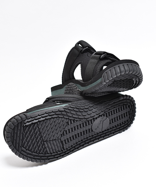 SHAKA（シャカ）の「別注カラー有【SHAKA / シャカ】CHILL OUT（サンダル・レディース・パープル/ネイビー/ブラック/グレー/オリーブ/ピンク/ブラック×グリーン/グリーン系その他/ブラック系その他/ロイヤルブルー/パープル系その他/マスタード/グリーン系その他2/オレンジ/ブラック×ホワイト・9/7/8/27cm/10/23cm/25cm/24cm/5/6/26cm/28cm）」の21枚目の写真