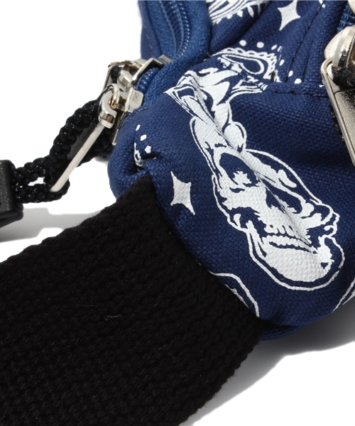 HYSTERIC MINI(ヒステリックミニ)の「mini on skull bandanna ウエストBAG(ボディバッグ/ウエストポーチ・キッズ・ネイビー/レッド/ブラック・FREE)」の10枚目の写真