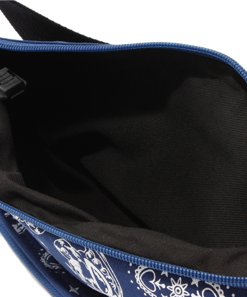HYSTERIC MINI(ヒステリックミニ)の「mini on skull bandanna ウエストBAG(ボディバッグ/ウエストポーチ・キッズ・ネイビー/レッド/ブラック・FREE)」の7枚目の写真