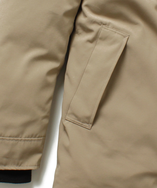 BEAMS（ビームス）の「CANADA GOOSE / JASPER（ダウンジャケット/コート・メンズ・タン/ネイビー/ブラック/オリーブ・SMALL/MEDIUM/LARGE/X-LARGE）」の14枚目の写真