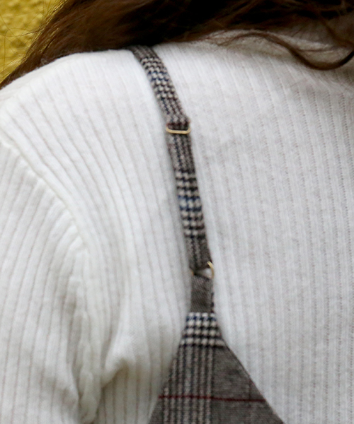 n'ee-ne（ネーネ）の「グレンチェックジャンパースカート（ジャンパースカート・レディース・グレー/チャコールグレー/ブラウン・M/L）」の15枚目の写真