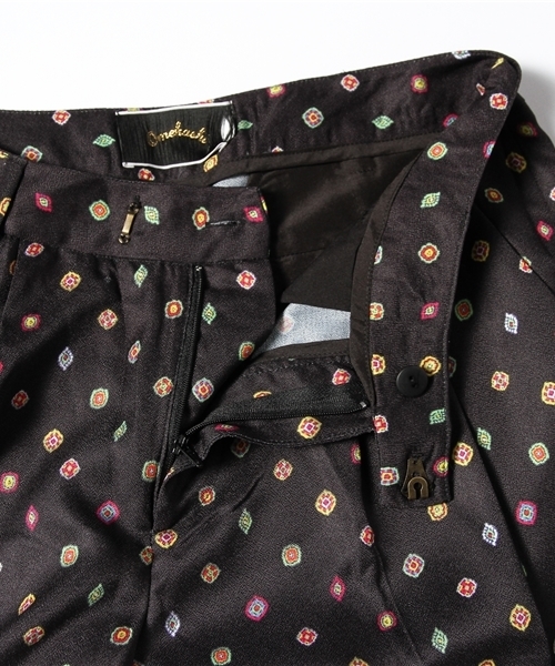 mystic(ミスティック)の「コモン柄クロップドPT(スラックス・レディース・オフホワイト/ブルー/ブラック・フリ-)」の8枚目の写真