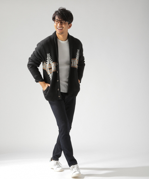 BAYFLOW(ベイフロー)の「ジャガードネイティブカーディガン(カーディガン/ボレロ・メンズ・アイボリー/ブラック・LARGE/SMALL/MEDIUM)」の4枚目の写真