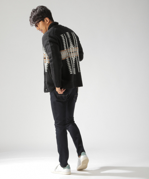 BAYFLOW(ベイフロー)の「ジャガードネイティブカーディガン(カーディガン/ボレロ・メンズ・アイボリー/ブラック・LARGE/SMALL/MEDIUM)」の5枚目の写真