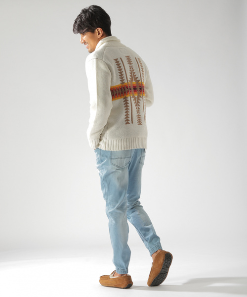 BAYFLOW(ベイフロー)の「ジャガードネイティブカーディガン(カーディガン/ボレロ・メンズ・アイボリー/ブラック・LARGE/SMALL/MEDIUM)」の7枚目の写真